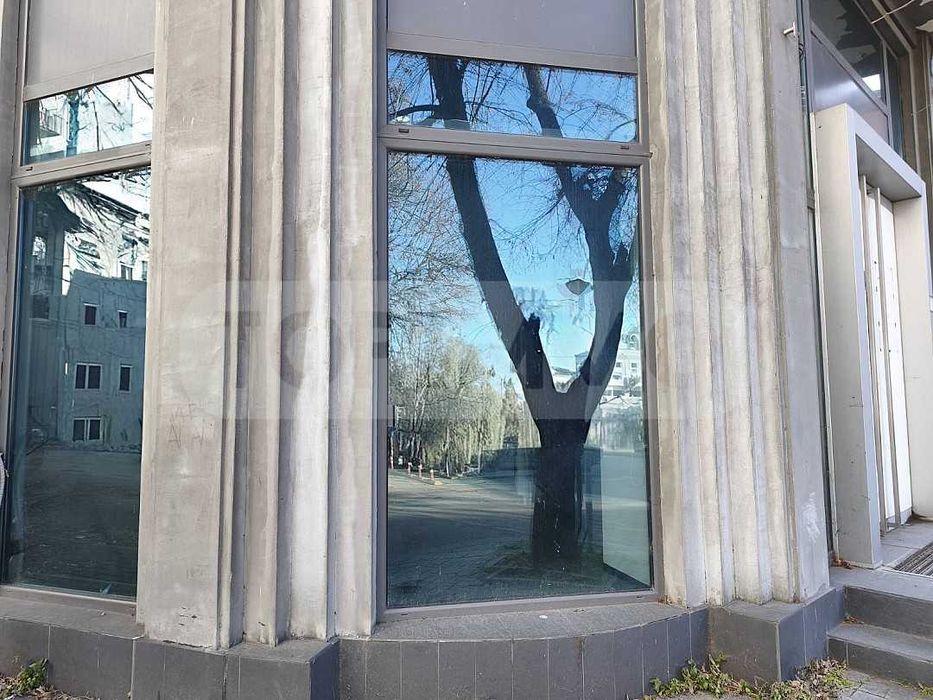 Дава се под наем Магазин в Варна, Гръцка махала - 38 кв.м за 1196.97 € - Снимка #10