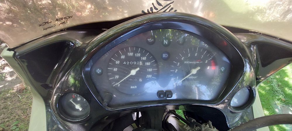 Honda XL650V Transalp – Stare foarte bună / Acte la zi