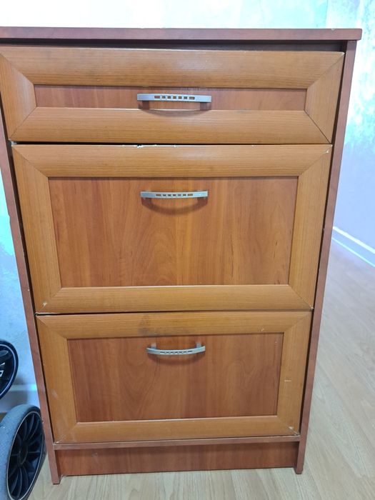 Срочно продам прихожку