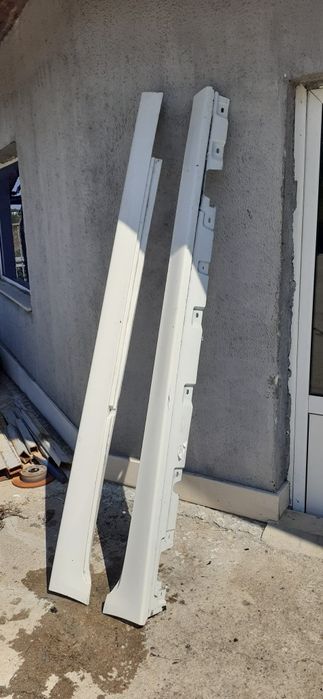 BMW F10/F11 2Бр.Декоративни Прагове  2010-2016 Година  БМВ 5 Серия  Ф1