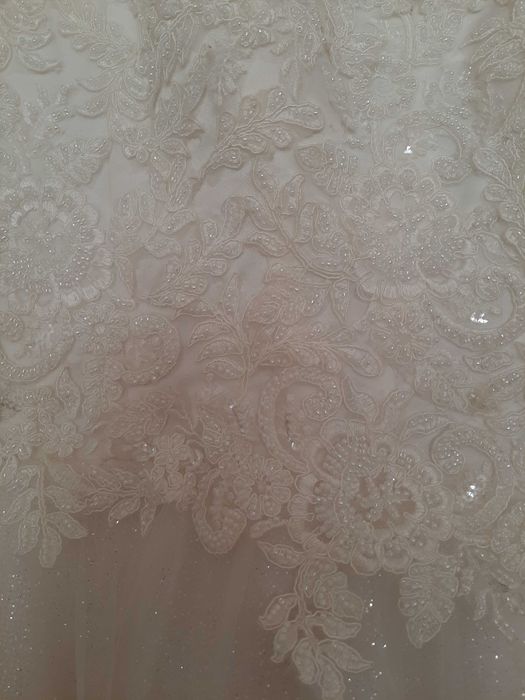 Булчинска рокля и воал