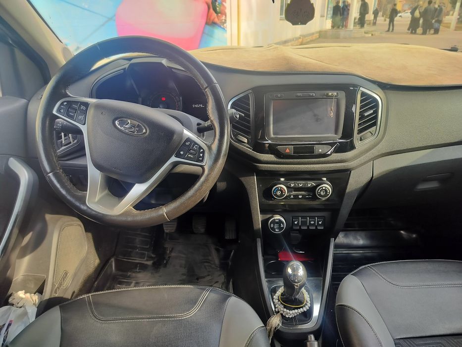 Lada xrey cross сотилади