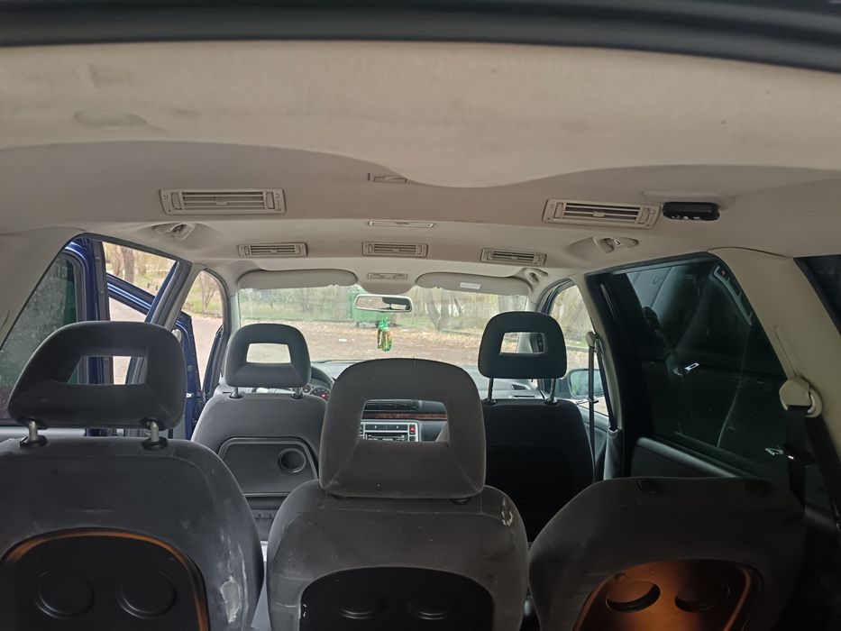 Vând GalaxyGhia1.9 tdi an 2006