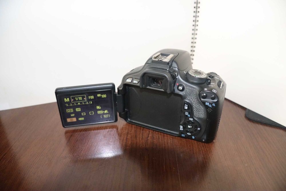 canon eos 600d с canon efs 18-55 обектив комплект