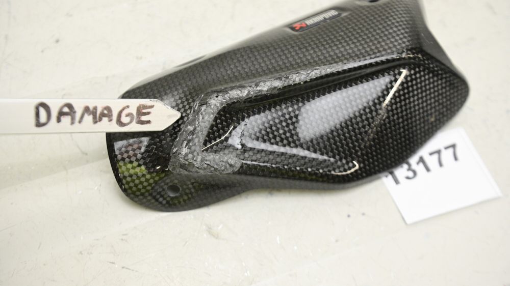 Carena Protectie Evacuare Akrapovic Carbon BMW S1000XR K69 2020 - 2025