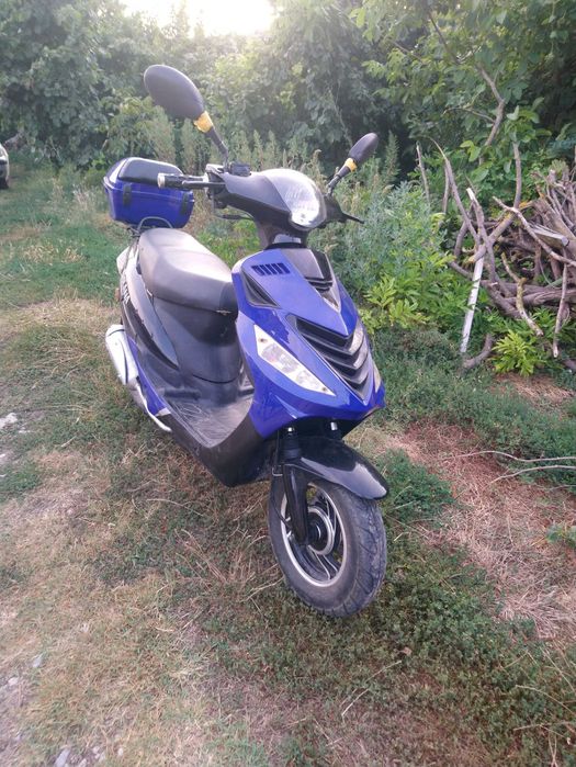 Скутер 50cc 4тактов