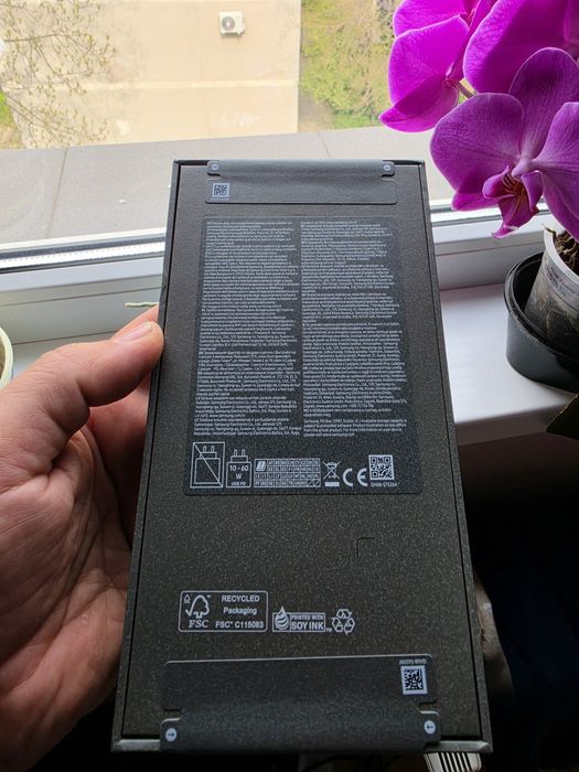 Vând Samsung s26 ultra 256gb sigilat