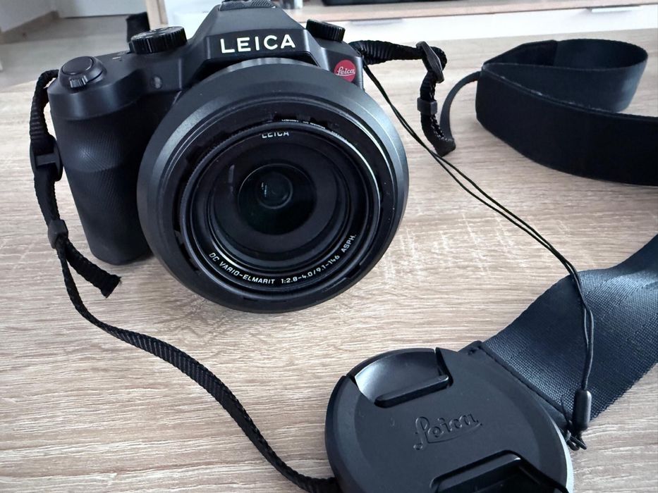 Cameră foto Dslr LEICA V-Lux (Typ 114)