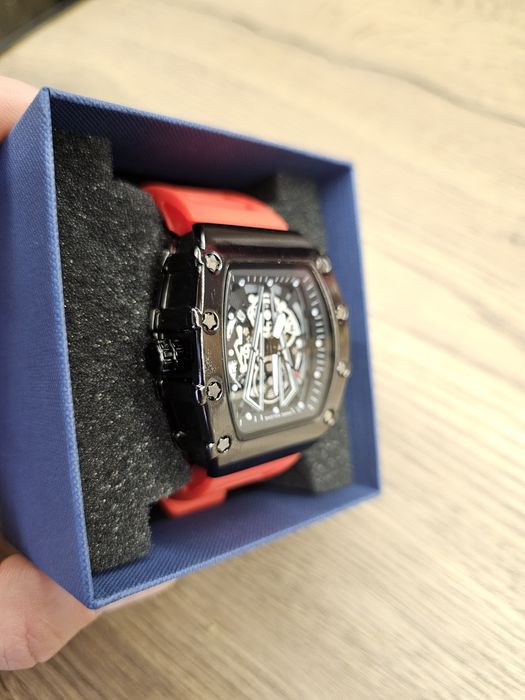 Часовник Marc Malone