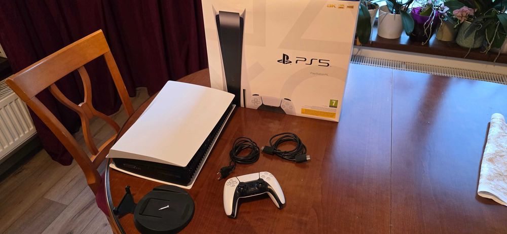 Playstation PS5 Disk Edition 825GB cu controller