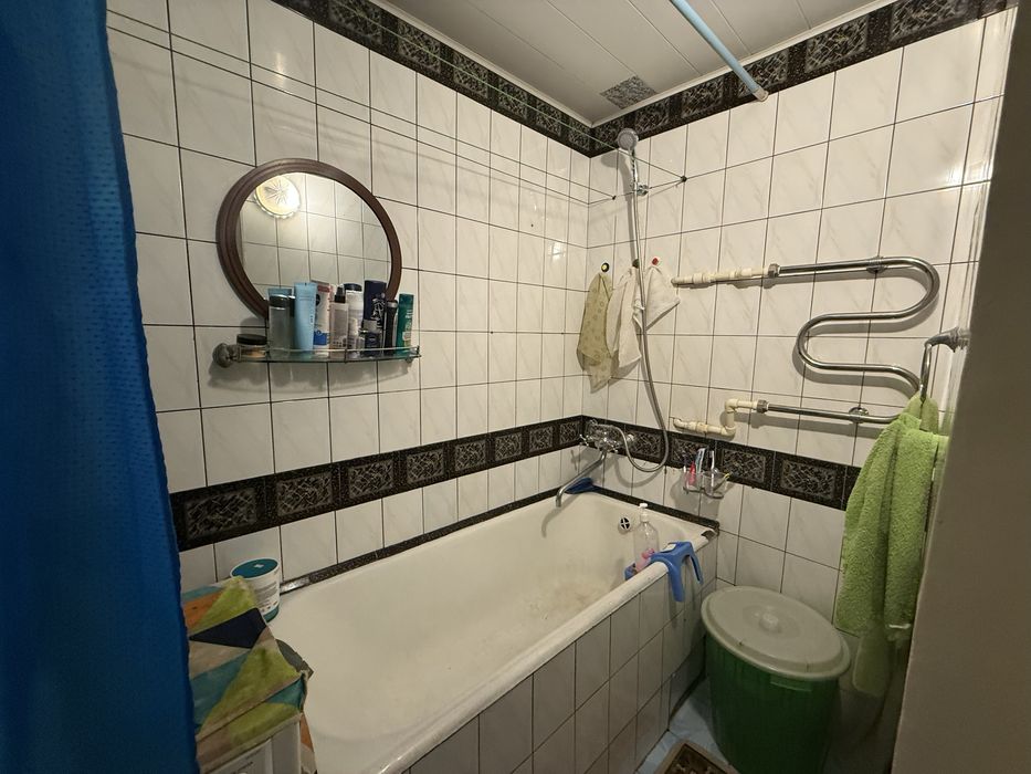 СРОЧНО !! Продается квартира в Яшнабаде 3/3/5 ( 68 кв/м ) Авиасозлар 3