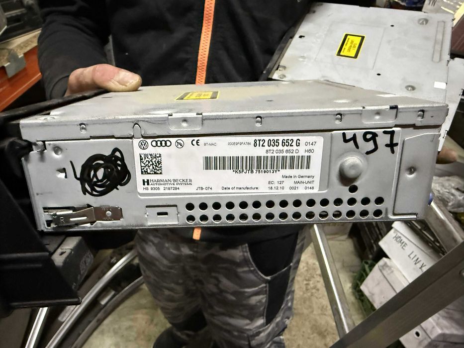 MEDIA,Радио,Навигация,Чейнджър 8T2 035 652 G ном 497