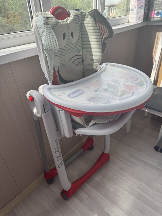 Детский стульчик для кормления