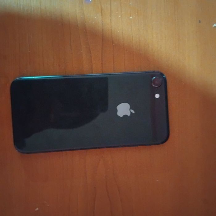 Vând/scimb iphone 8