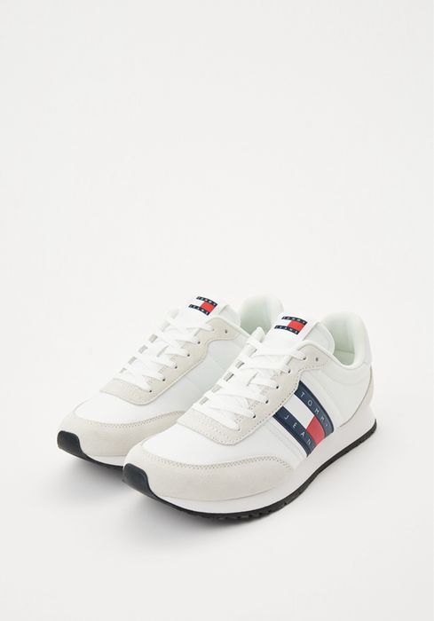 крассовка  tommy hilfiger
