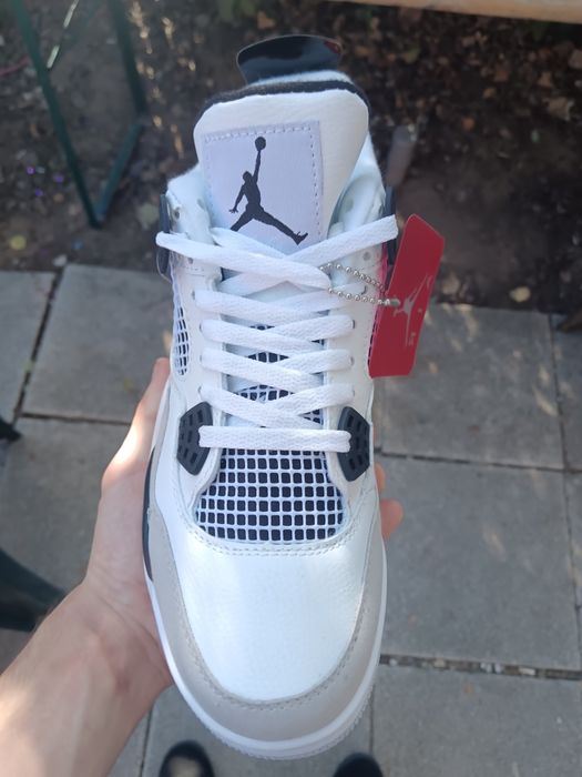 Jordan 4 military black