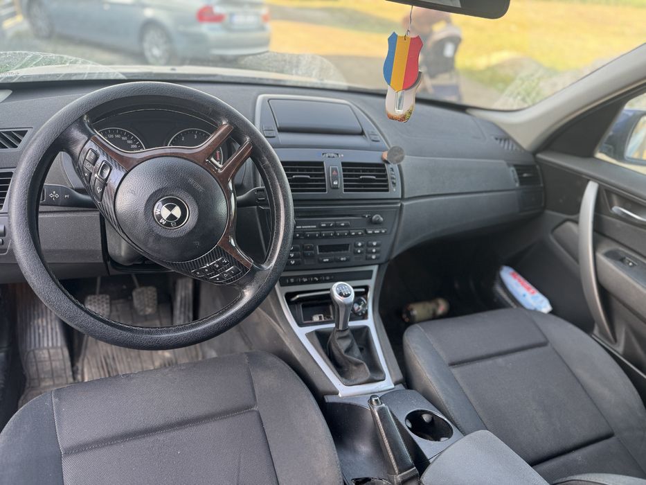 De vanzare BMW X3 E83