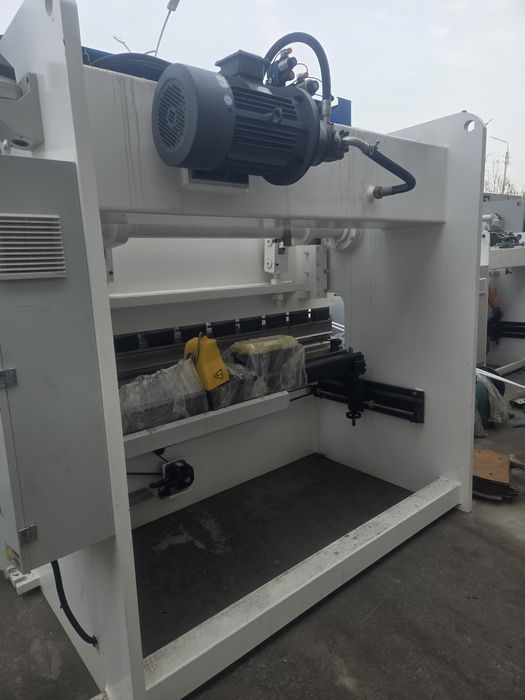 Листогип чпу 125 тоннХ3200мм