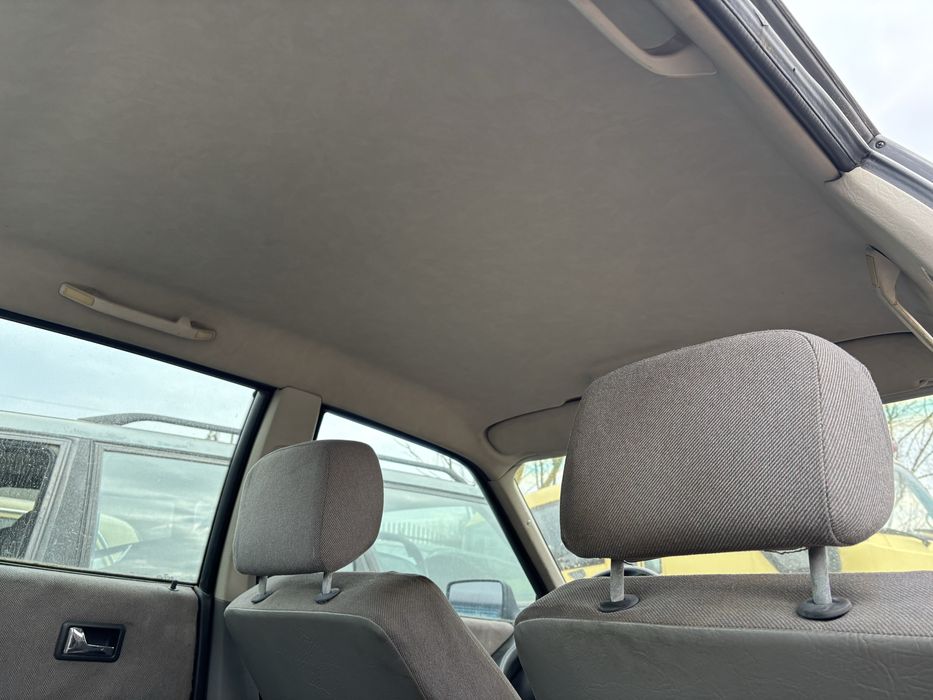 Audi 80 2.0E на части