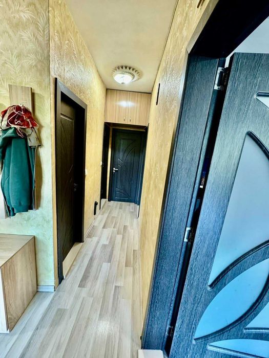 Продава се Тристаен апартамент в Плевен, Сторгозия - 75 кв.м за 1320 €/кв.м - Снимка #12