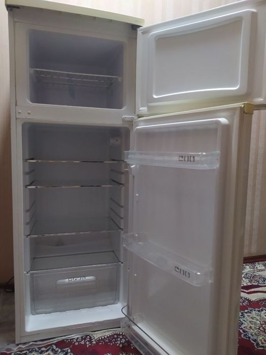 Artel muzlatggich ishlaydi toza