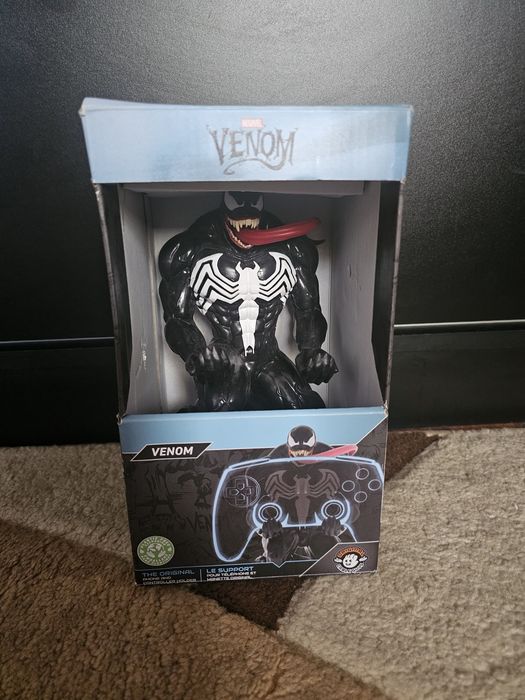 Stand controller cable guys venom