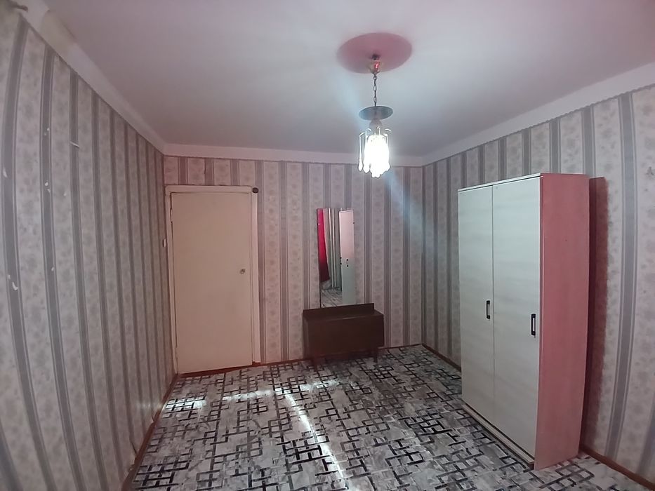 2xonali uy srochna sotiladi