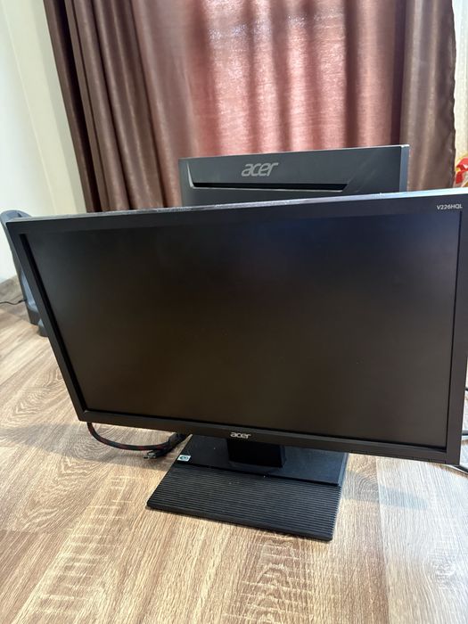 Геймърски Монитор Acer 180HZ + Геймърска Периферия Razer