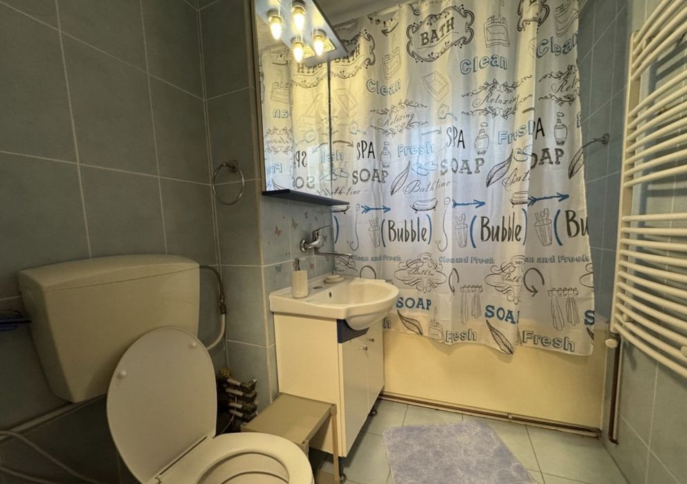 Inchiriez apartament 3 camere zona Dedeman