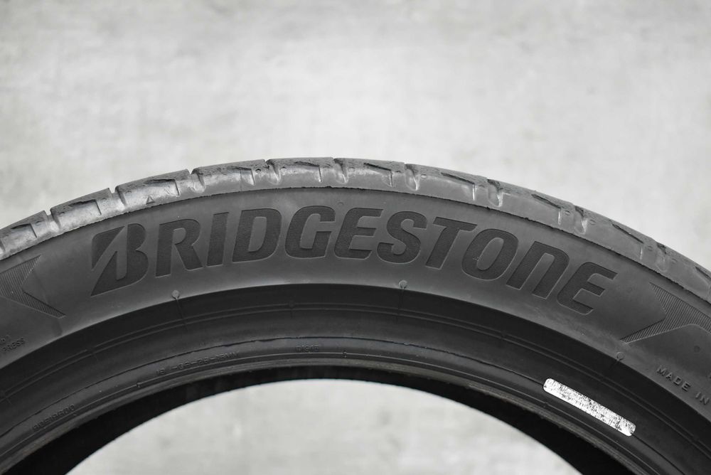 Гуми 225/45/18 Bridgestone