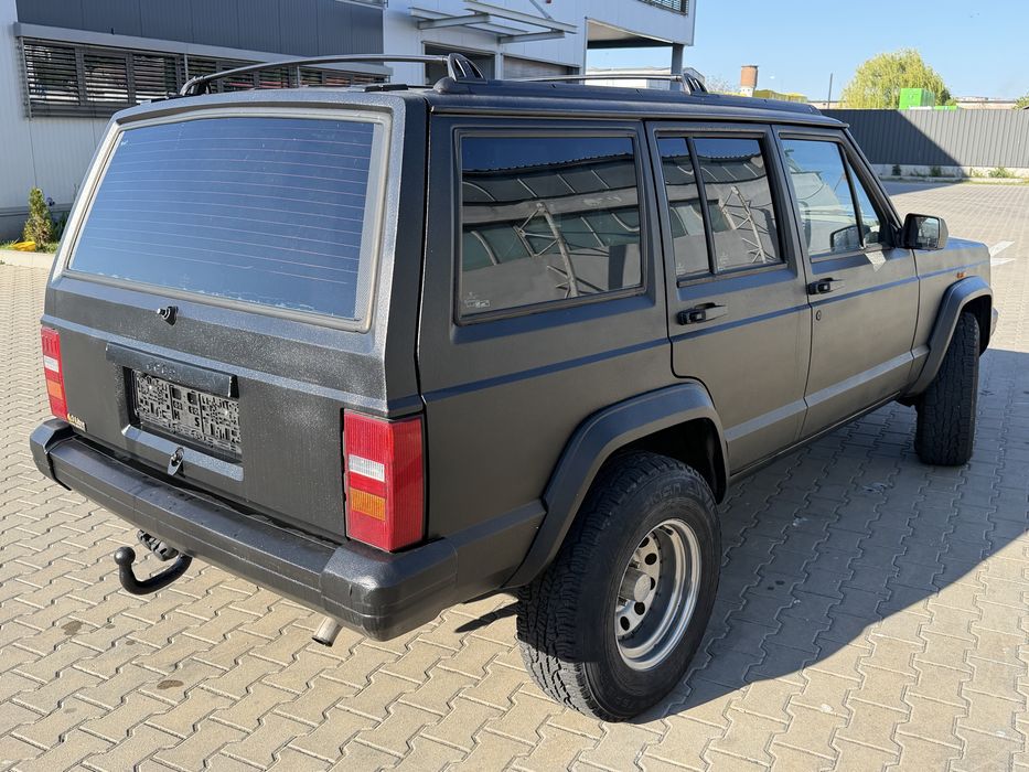 JEEP Cherokee 1992 — imagine 3