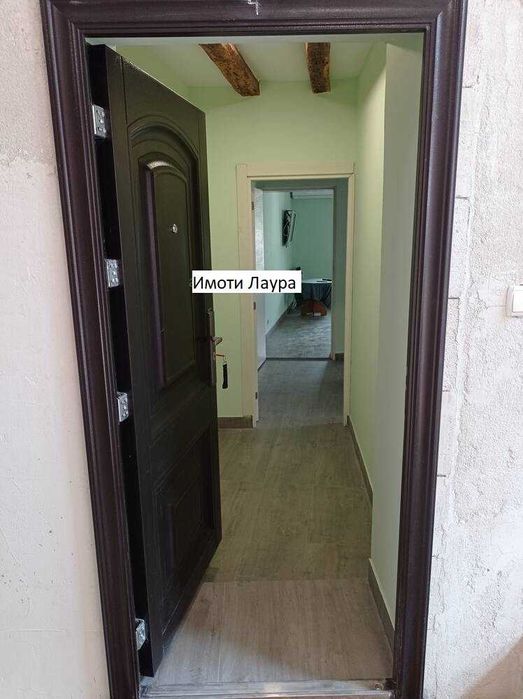 Дава се под наем Двустаен апартамент в Шумен, Център - 55 кв.м за 255 € - Снимка #5