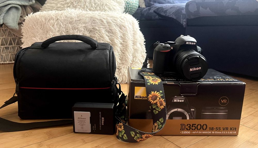Nikon D3500 + 18-55mm VR | Отлично състояние | Под 5000 кадъра