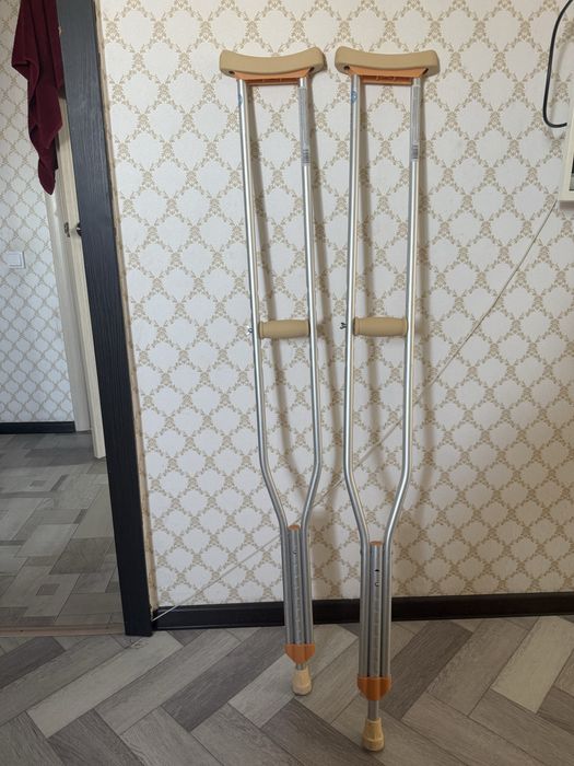 Продам кастыли в использовании 1 месяц