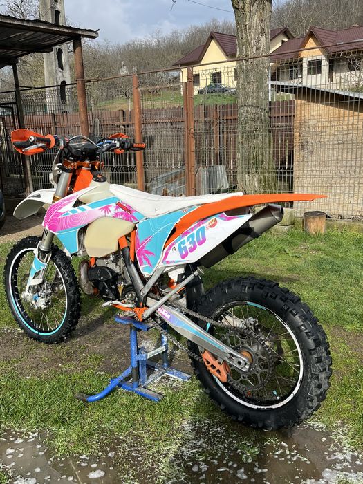 Vând KTM EXC 300 sixday’s