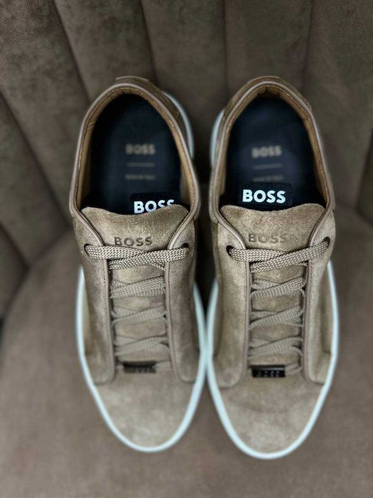 BOSS мужские кроссовки Итальянского производства РАЗМЕР 44