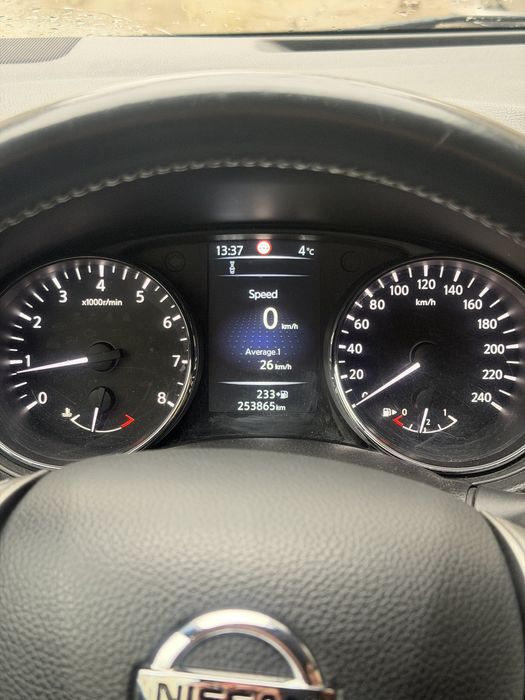 Vând Nissan Qashqai