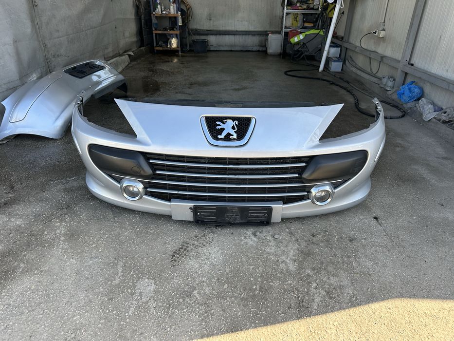 Предна броня комплект за Пежо 307 фейслифт 2005-2009г.!