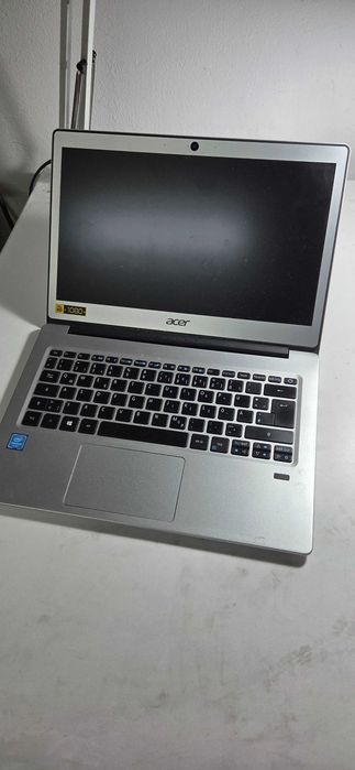 Acer Swift 1 SF113-31 Ultrabook Aluminiu (13.3" Full HD) Defect / Piese