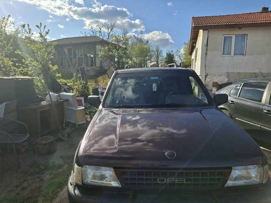 Опел Фронтера продава се