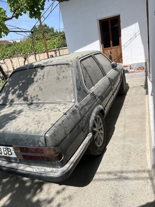 BMW 318 1984 — 2