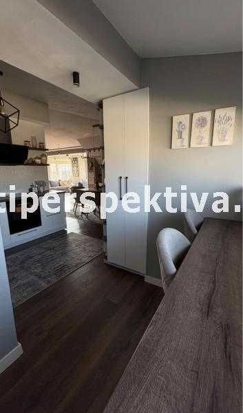 Продава се Тристаен апартамент в Пловдив, Кючук Париж - 200 кв.м за 1075 €/кв.м - Снимка #5