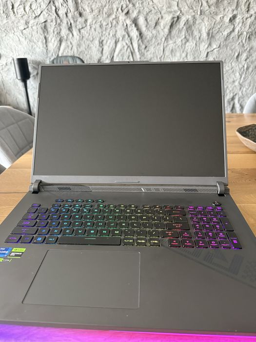 Asus rog strix g18