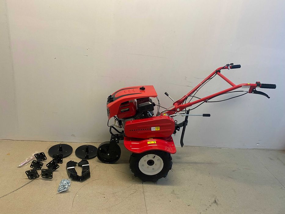 Мотофреза бензин. 5.2kW (7.0hp) 2+1 ск.+Аксесоар за фрезоване /В Кашон