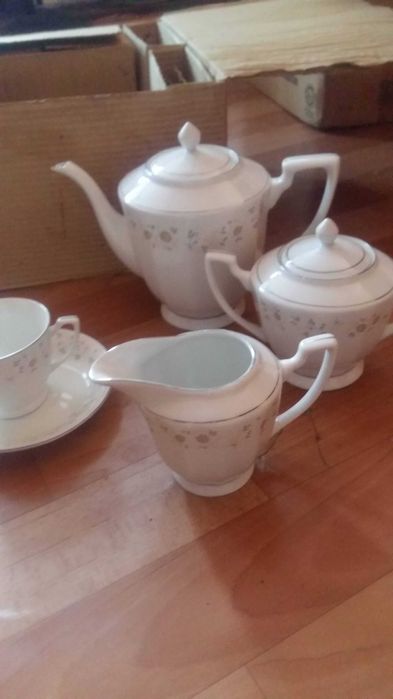 Сервиз 22 предмета