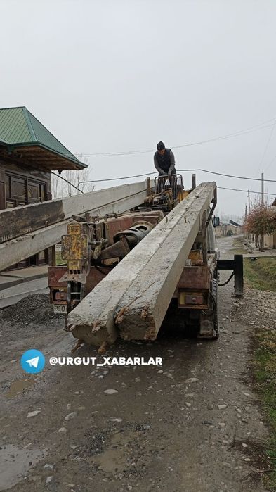 Buravoy kran sotiladi