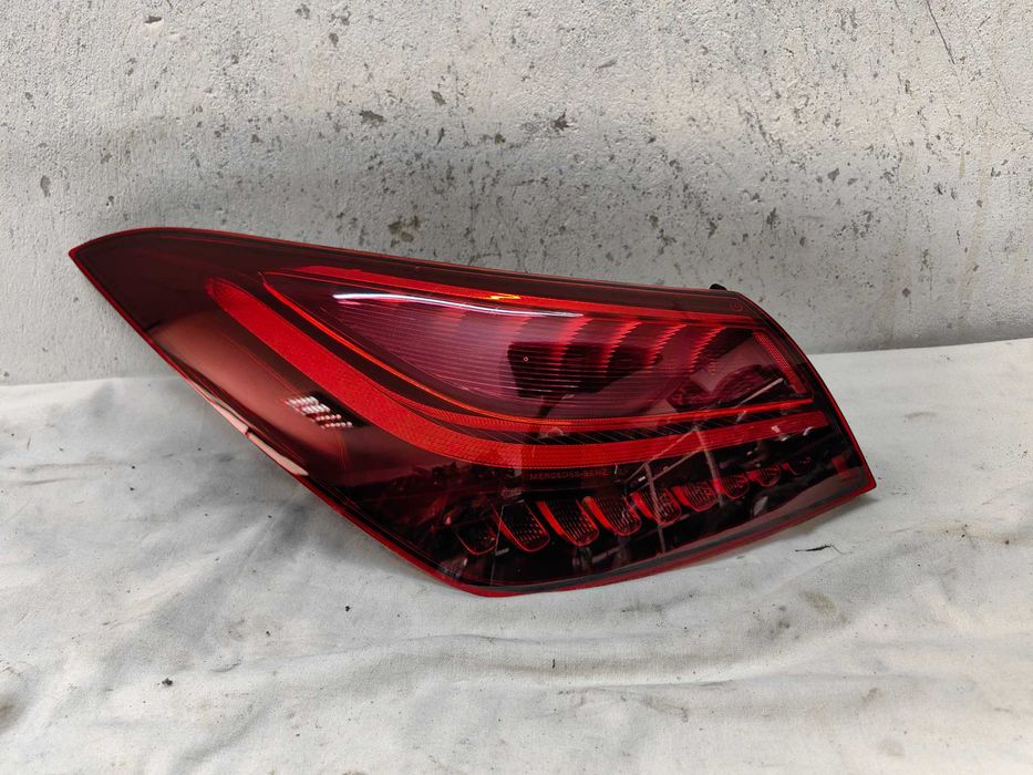 Оригинален стоп Мерцедес 118  Mercedes CLA 118 Led Hybrid