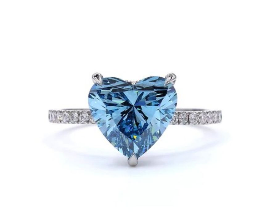 Inel logodna Diamant 3.33 carate alb si albastru inima E VS1 superb