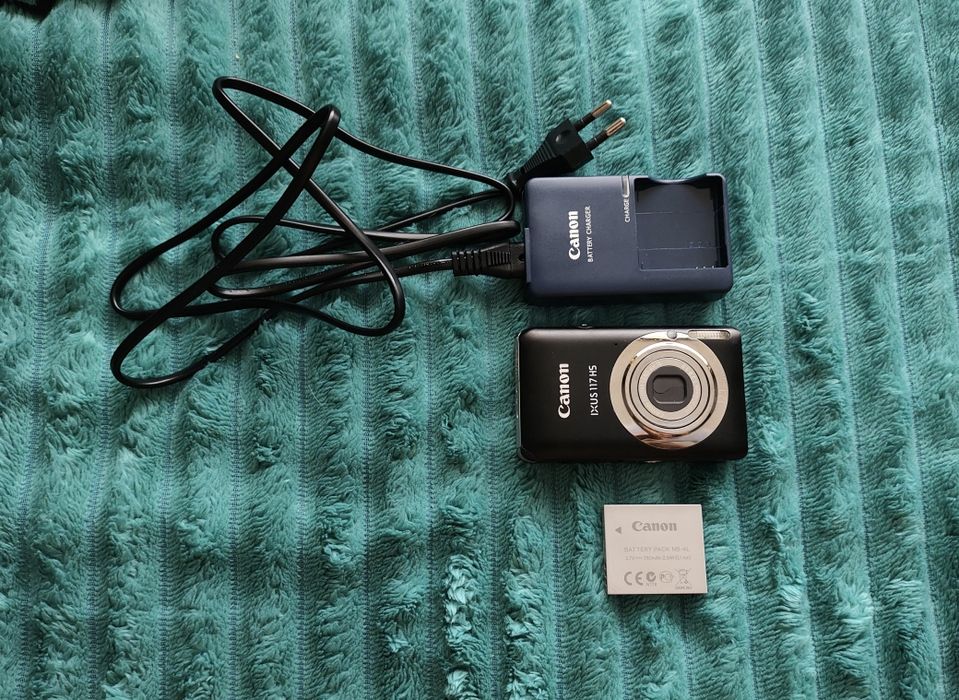 Цифровой фотоаппарат Canon IXUS 117 HS