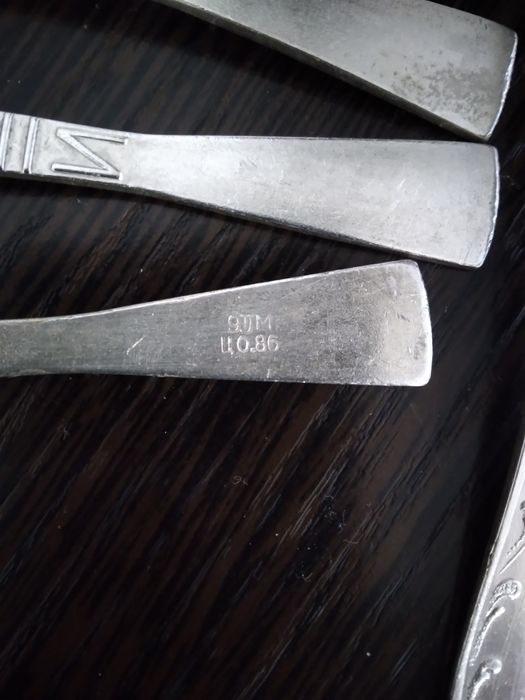 Продам ложки мельхиор.